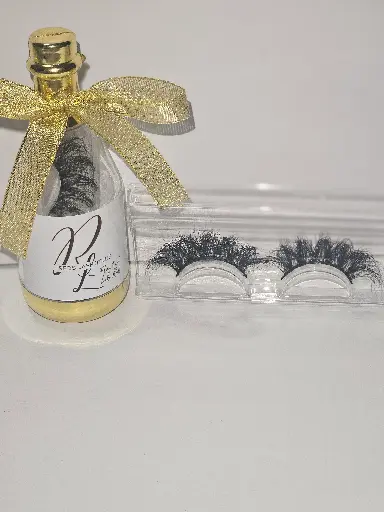 Red'S Signature Lash